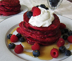 pancakes rouge velours saint-valentin