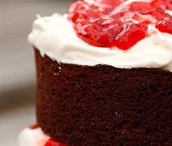 recette gâteau anniversaire chocolat fraise à l'américaine